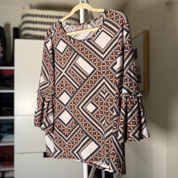 Chico's Brown and Black Graphic Ruffled 3/4 Sleeve Blouse Women’s Plus Size 3 - Picture 4 of 6